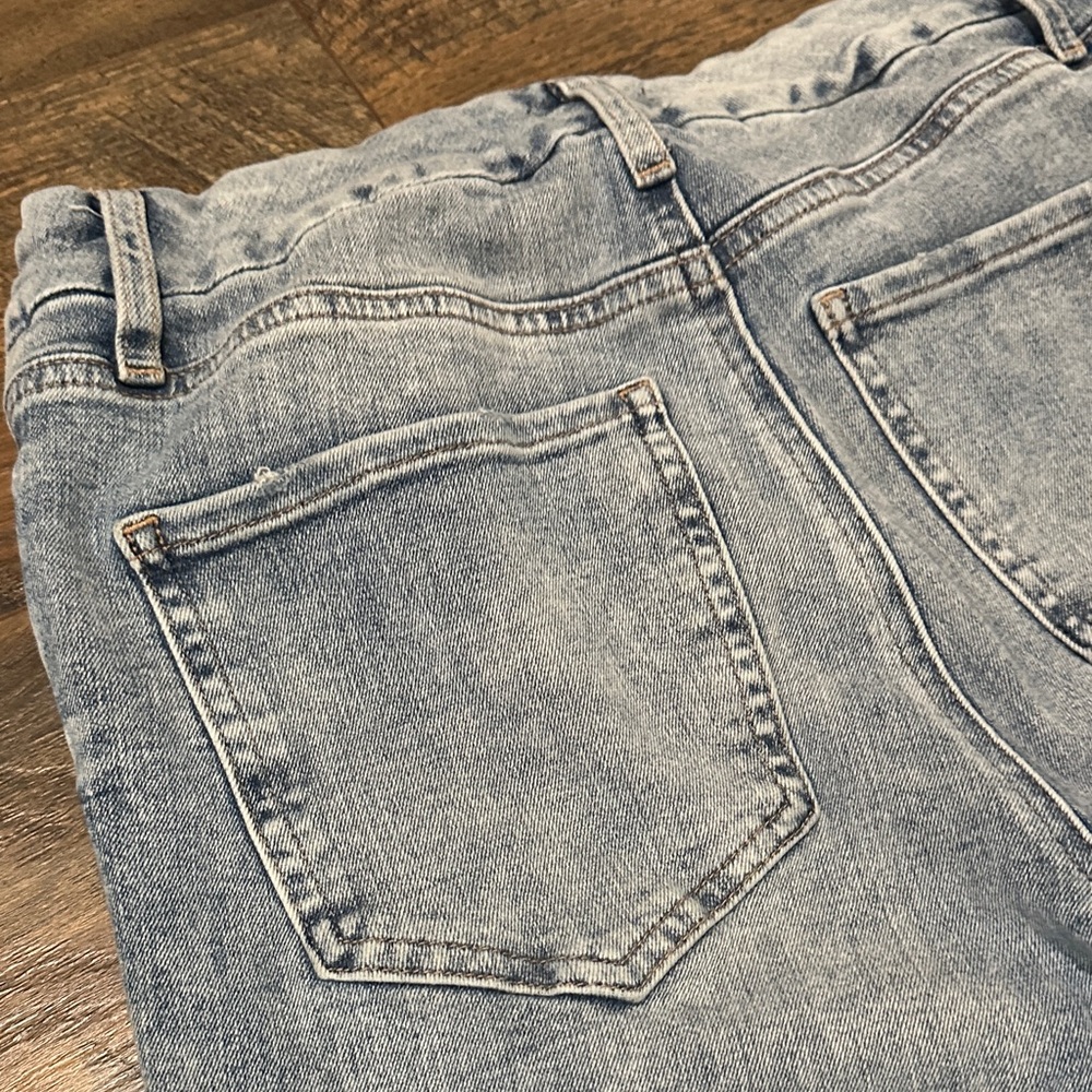 Express High Rise Ultra Hyper Stretch Jeans - Picture 14 of 16
